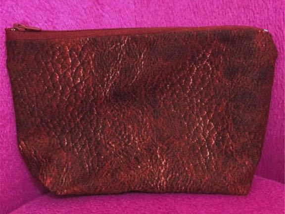 クロコダイル柄 ワニ柄 クロコ柄ポーチ ワニ柄ポーチ クロコダイル柄ポーチ 赤系拍卖