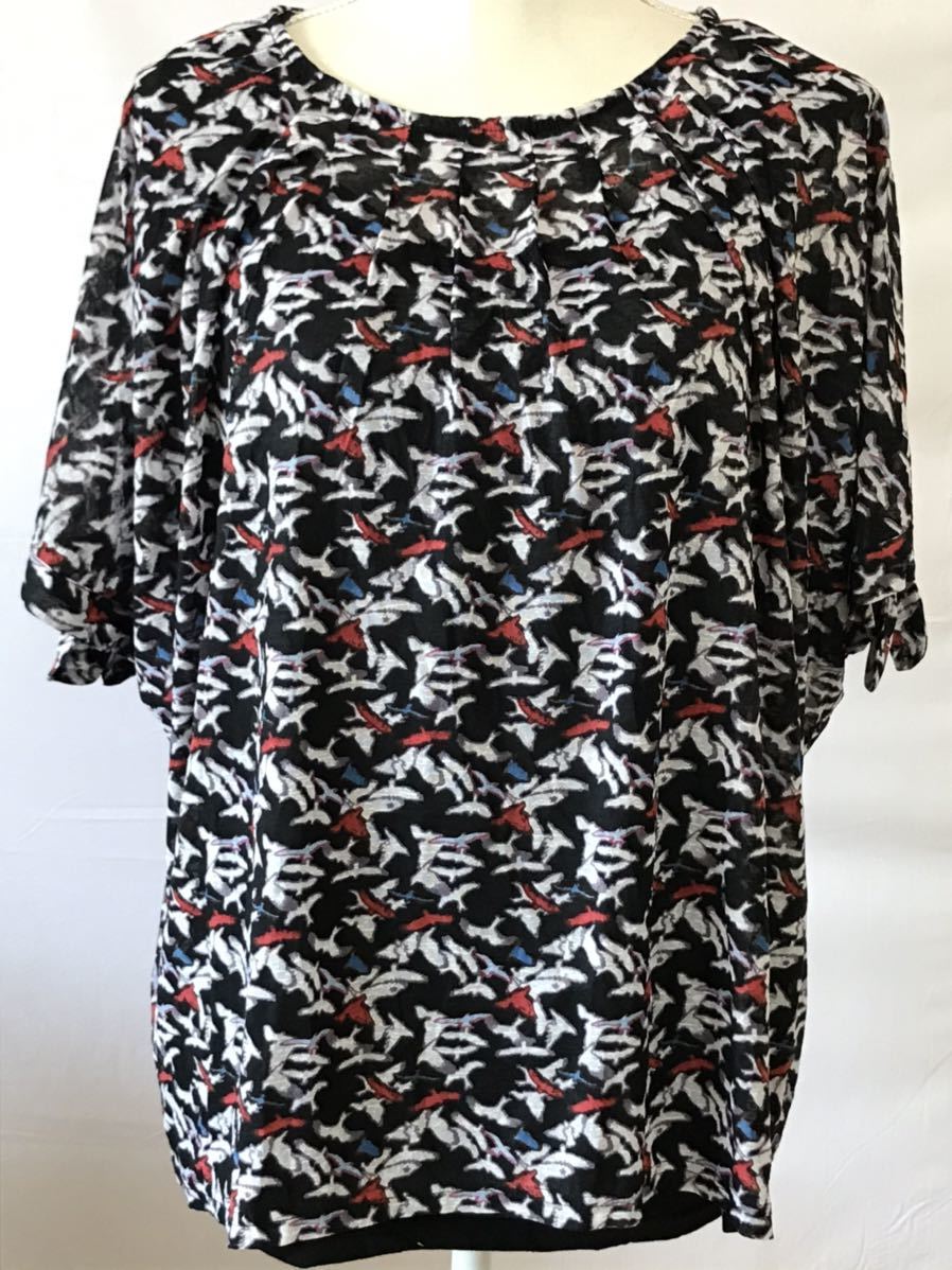 新品未使用タグ付きアミュレット、スラッシュ袖お洒落柄ジャージーインナー付きセットアップ、サイズ4 L、AMULETTE拍卖