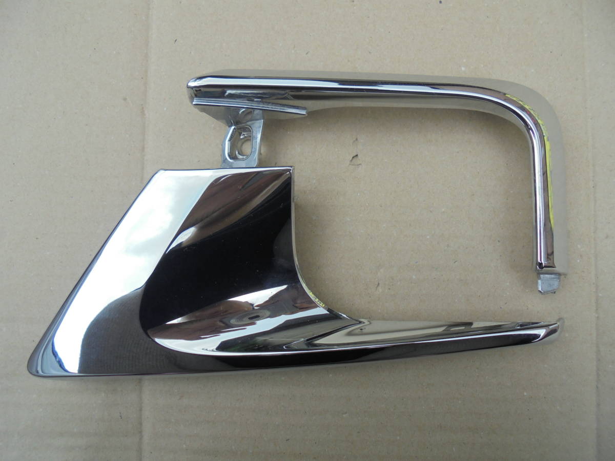 ランドクルーザー URJ202W 後期 純正 左フォグカバー 52128-60200/10 52126-60130 H317拍卖