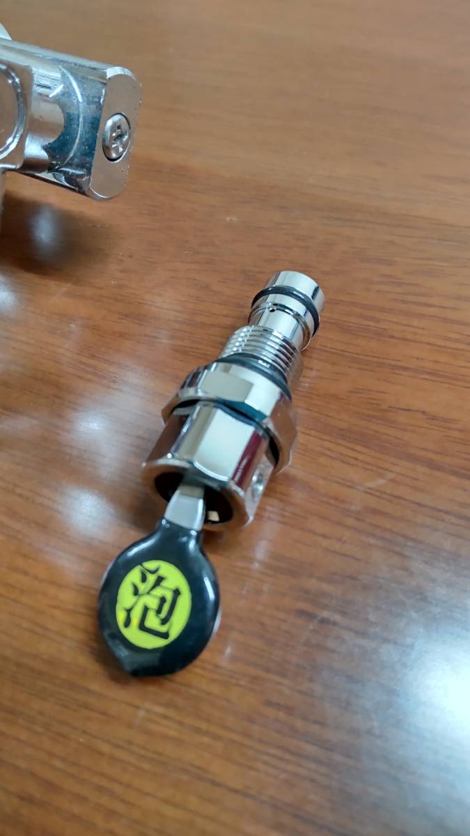 ★希少!即決!★ビールサーバー部品★ツーカランコック向け 泡抽出側用バルブ 未使用★拍卖