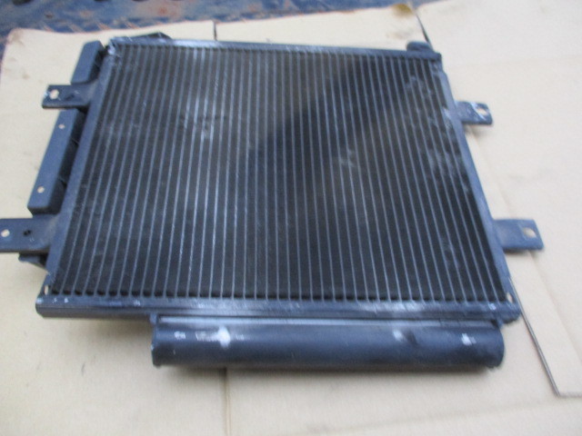 ム-ヴ(L150S)エアコンコンデンサ-拍卖