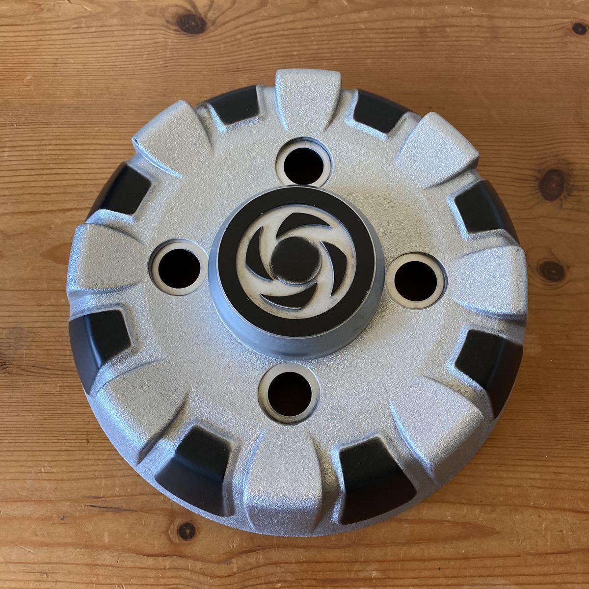 ローバーミニ 10インチ BLミニホイールキャップ レイランドミニ ホイールキャップ ミニ1000HL ③拍卖