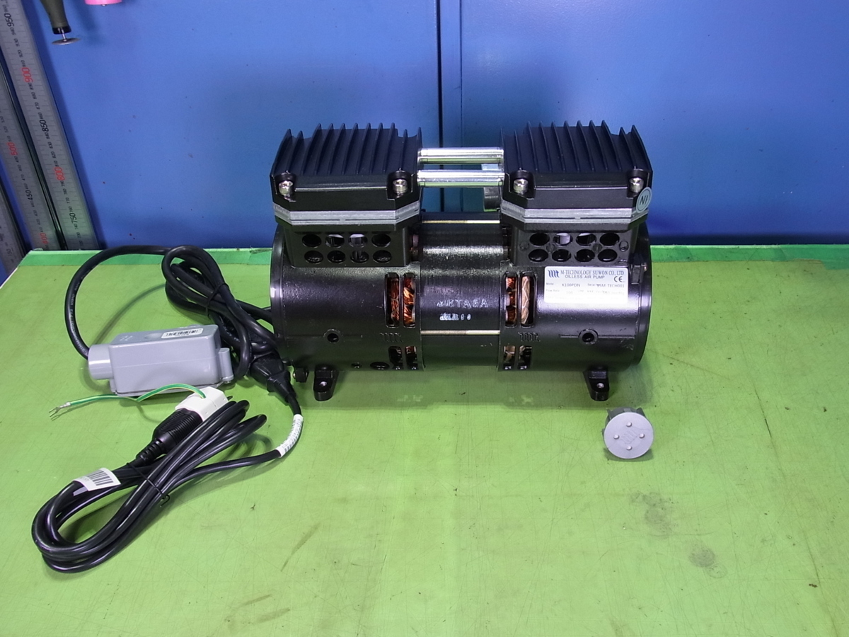 ■■【即決】オイルレス エアーポンプ (真空・コンプレッサー) OILLESS AIR PUMP K100PDN M-TECHNOLOGY SUWON 未使用の保管品!拍卖