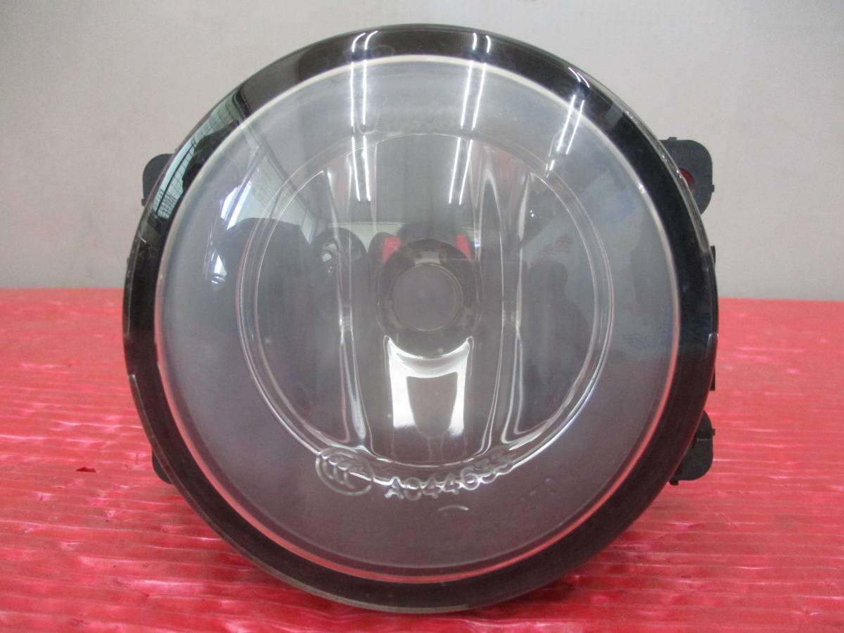 ●●2004-W151L スタート即決! MH22S ワゴンR スティングレー 純正 左右共通 フォグランプ 片側1個 valeo A044633 35500-63J11-000拍卖