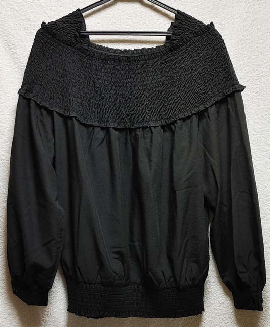 Fサイズ n'Or label 長袖 オフショルダー風 シャーリング ブラウス 首回り&ウエストまわり リブ 黒 フリーサイズ拍卖