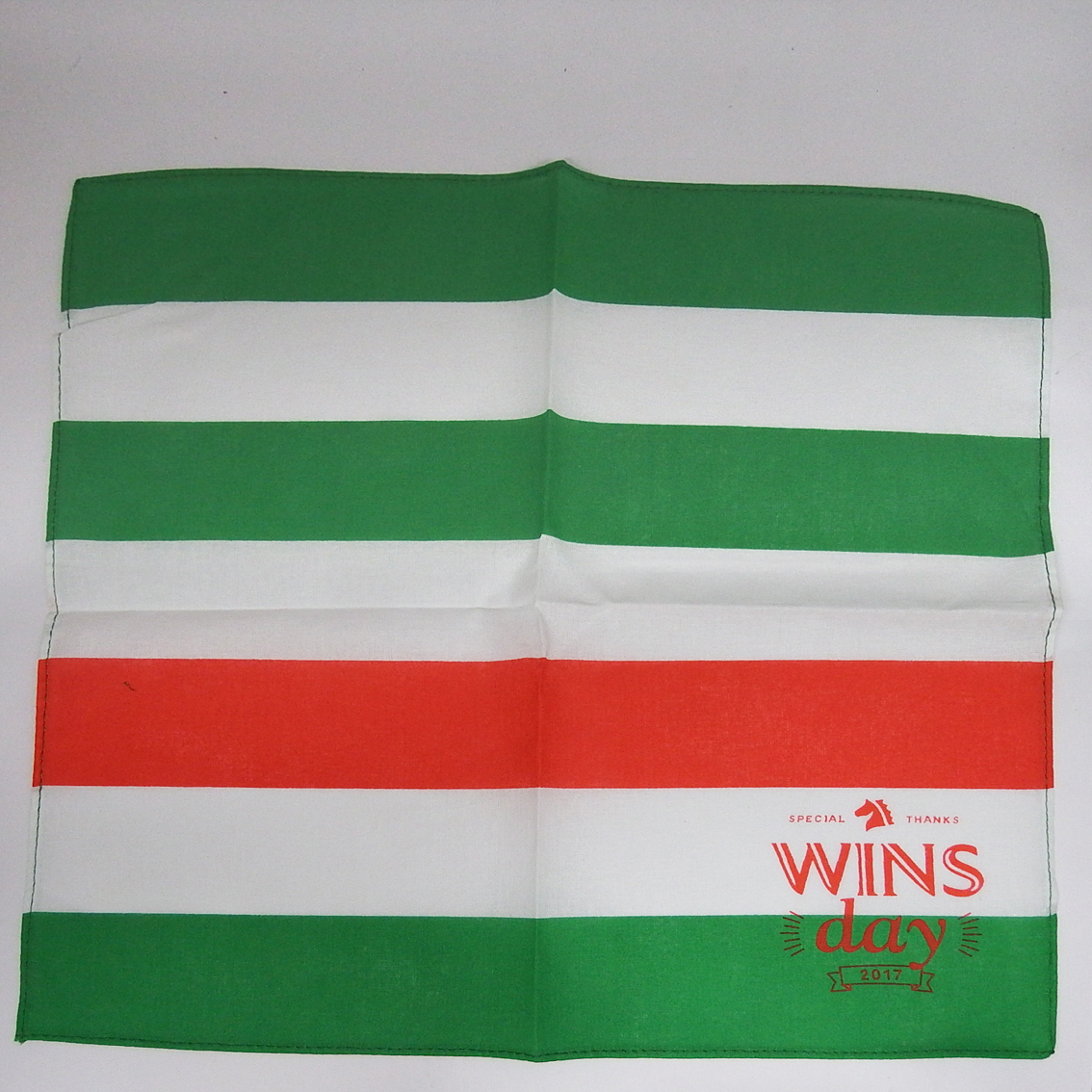 KR685 JRA ウインズ30周年記念ハンカチ 2017 未使用拍卖