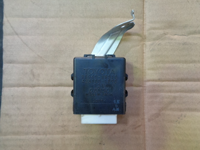 アルファード GGH20W 純正 ワイパーリレー 85940-58010拍卖