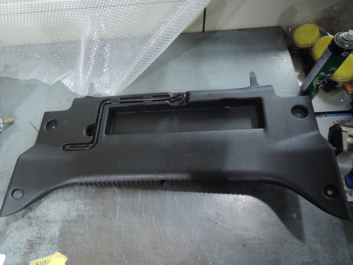 ・ LA-SE3P RX-8 タイプS 純正 トランク パネル リア トリム カバー F151 68 891 M-6209拍卖