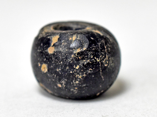 ●わくわく とんぼ玉★ジャワ島出土 半透明瑠璃色マニックブルン1 トンボ玉 蜻蛉玉【2108】【送料無料】【EB21029-1】拍卖