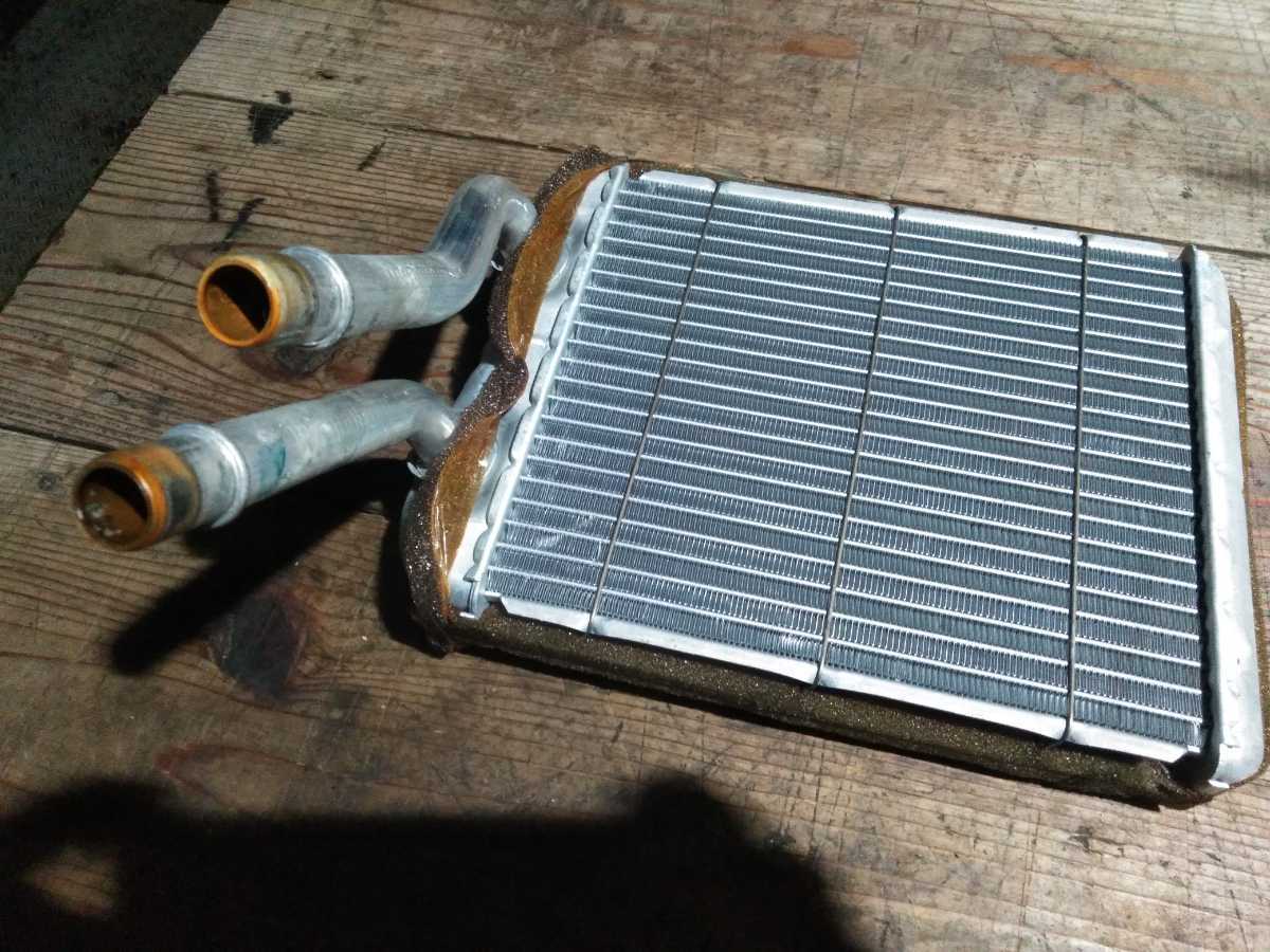 タホ 01y ヒーターコア 5.3L フロント用拍卖