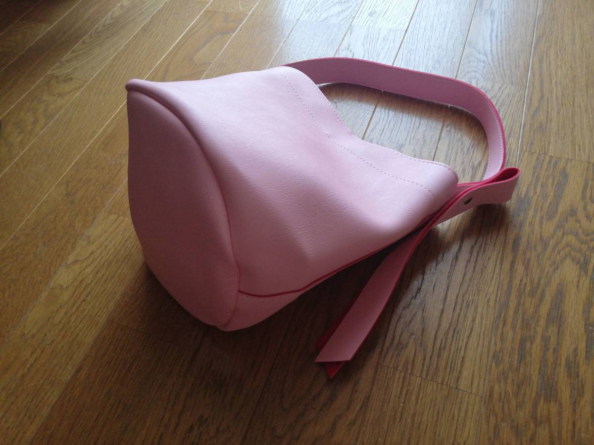 資生堂アルティミューン オリジナルバッグ 新品未使用 ピンク かわいい ミニバッグ拍卖