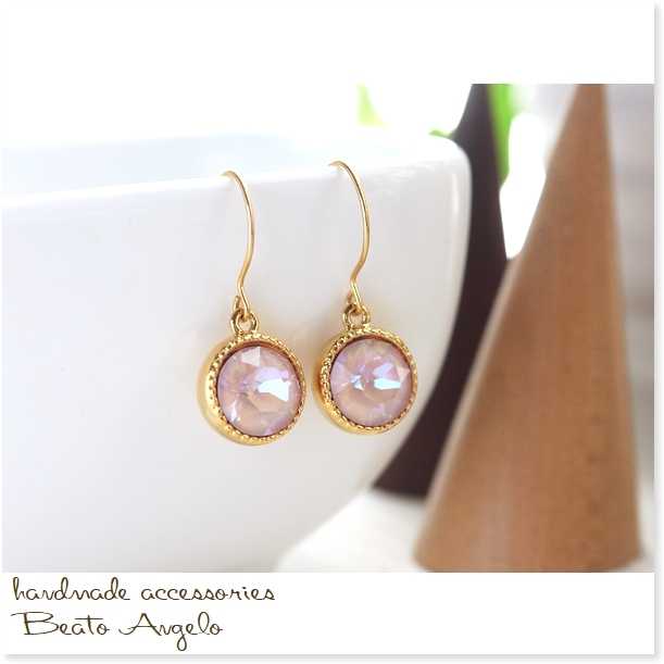 ◇◇+angelo+スワロフスキー 1088のピアス(p-176)クリスタルダスティピンクディライト G チタン 樹脂 イヤリング拍卖