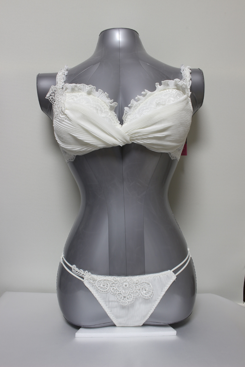 送料込 ブラ ショーツ セット シャーリング レースフリル かわいい ブラE70 ショーツM 343拍卖