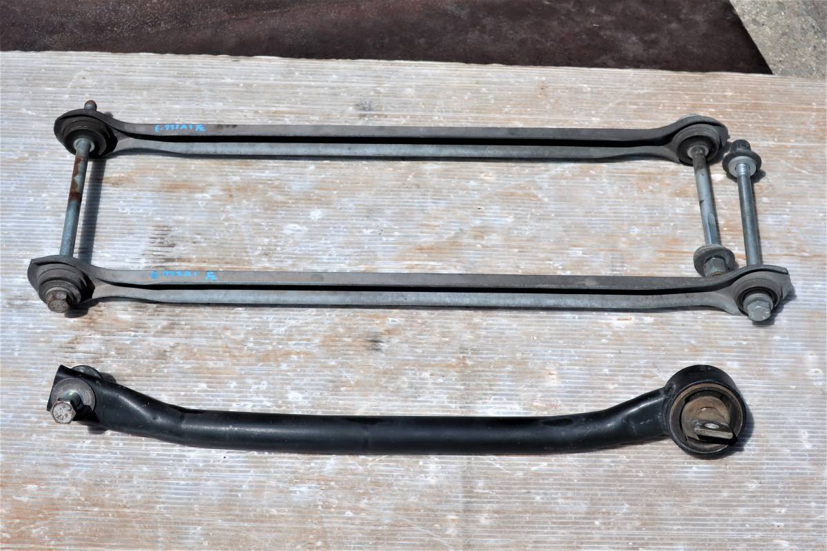 H10 E-932A1 アルファロメオ 156 V6 2.5 2WD 6F 右H 純正 左側 リア サスアーム 3本 SET / 96500km拍卖