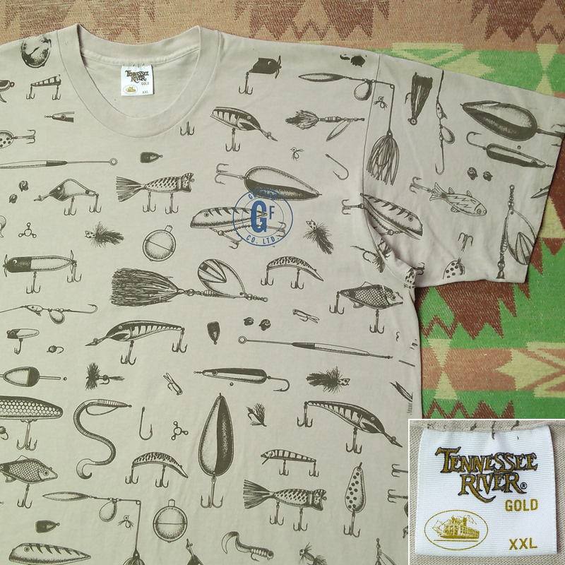 ルアー 総柄 【GO FISH CO.LTD.】90s Lures All Over Print T-Shirt / 90年代 フィッシング Tシャツ グレージュ アメリカ製 ビンテージ USA拍卖