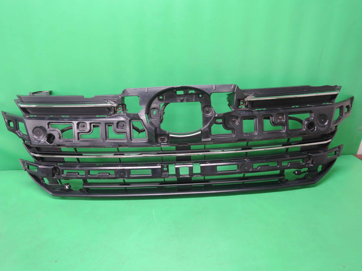 トヨタ 30系 ヴェルファイア 純正 フロント グリル ラジエーターグリル 【ジャンク品】53101-58290 53111-58260 #K拍卖