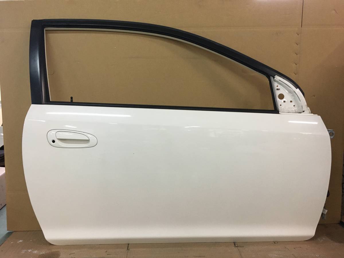 ・ EP3 シビック タイプR 右 運転席 ドアパネル チャンピオンシップホワイト AD-14拍卖