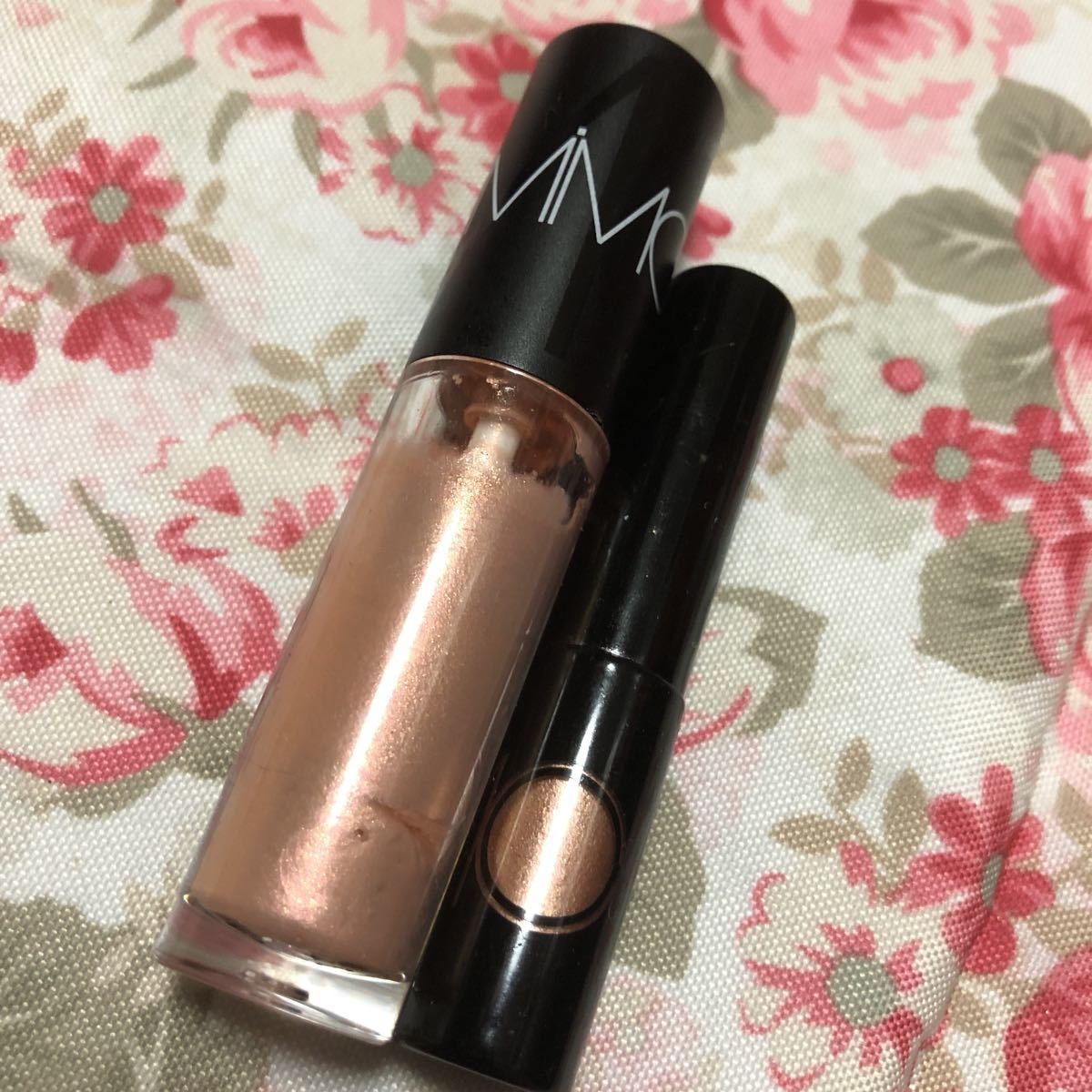 MIMCエムアイエムシー リキッドリーシャドー03ミラージュ、ミネラルクリーミーシャドー セレニティ クリームアイシャドウ拍卖