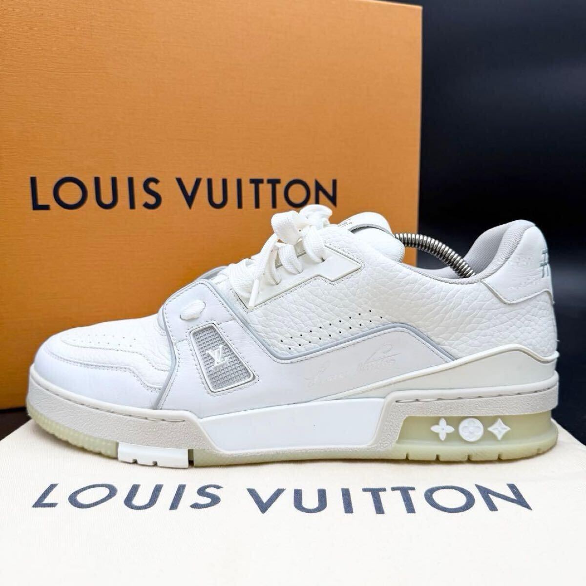1円 【美品】 LOUIS VUITTON ルイヴィトン LVトレイナー LVロゴ #54 レザー ホワイト メンズ ローカット スニーカー 靴 シューズ 26.5cm位拍卖