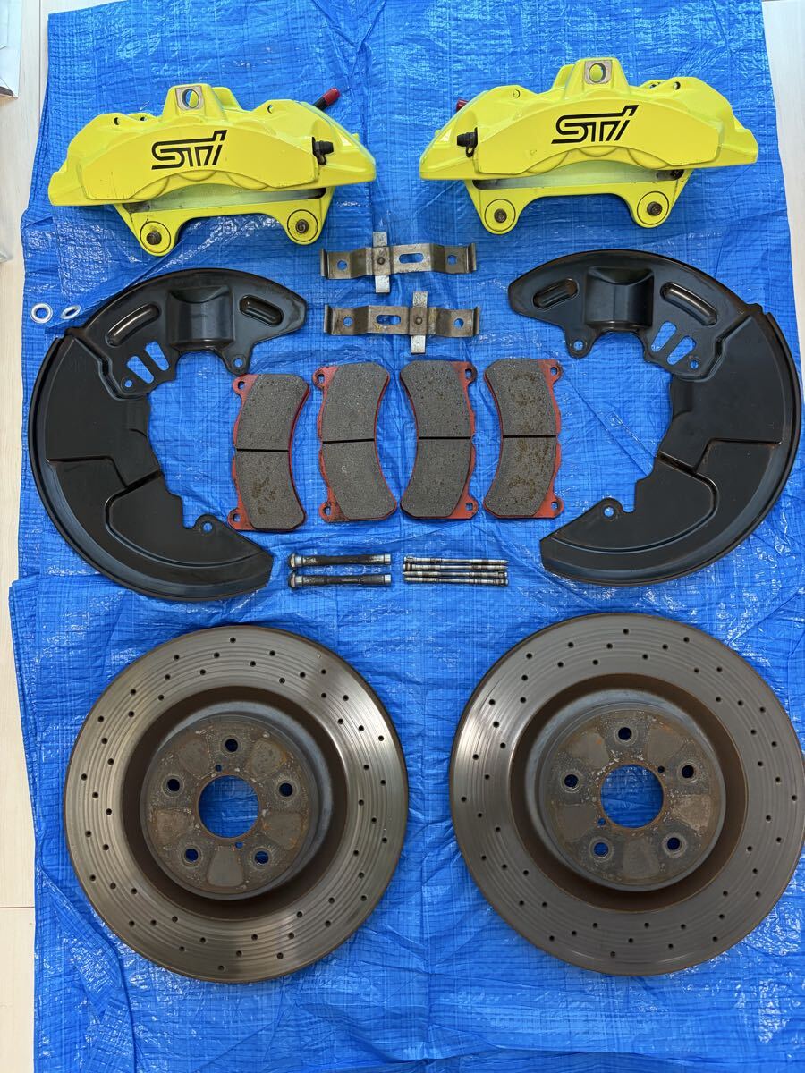 (VM4 レヴォーグにて使用) スバル純正6POD ブレーキキット WRX STI (VAB)アプライドD~ ブレンボ 通称:バナナキャリパー フロントのみ拍卖