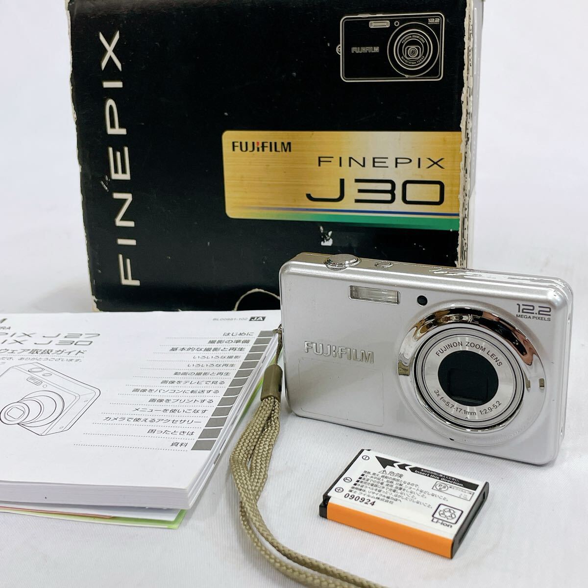 07008【ジャンク】FUJIFILM FinePix J30 シルバー 元箱 付属品付 デジカメ オールドデジカメ フジフイルム コンパクトデジタルカメラ拍卖