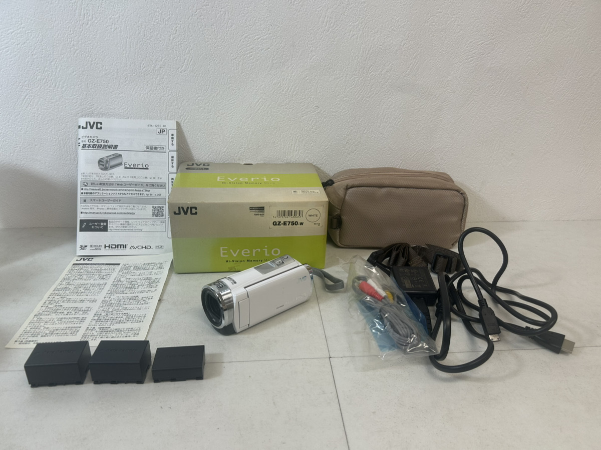 11039-01★動作確認済み Victor JVC Everio GZ-E750-W デジタルビデオカメラ エブリオ 光学40倍ズーム ホワイト 元箱付 2016年製★拍卖
