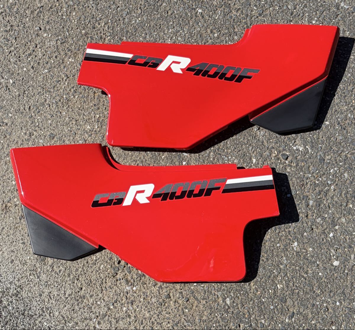 ホンダ CBR400F 純正サイドカバー 左右セット レッド拍卖