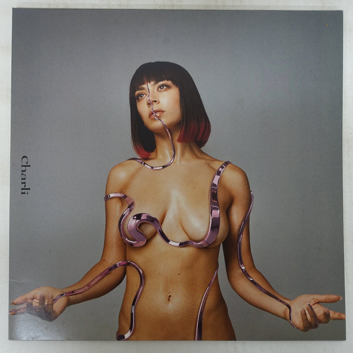 21118298;【ほぼ美盤/USA & Europe盤/Hyperpop/Clear Vinly/見開き/2LP】Charli XCX / Charli拍卖