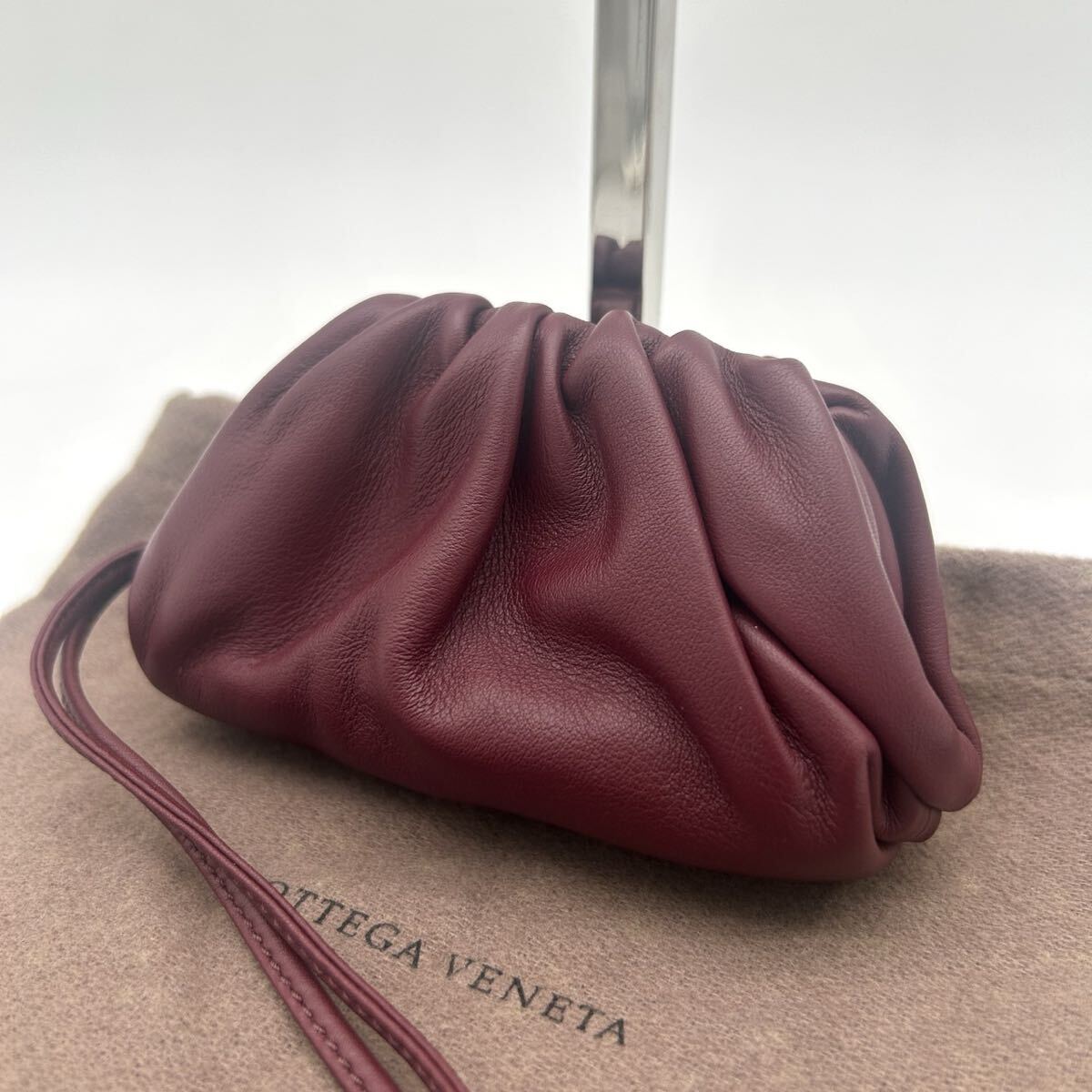 1円 ◆極美品◆ BOTTEGA VENETA ボッテガヴェネタ ザ・ポーチ ショルダーバッグ コインケース レザー 本革 ボルドー メンズ レディース拍卖