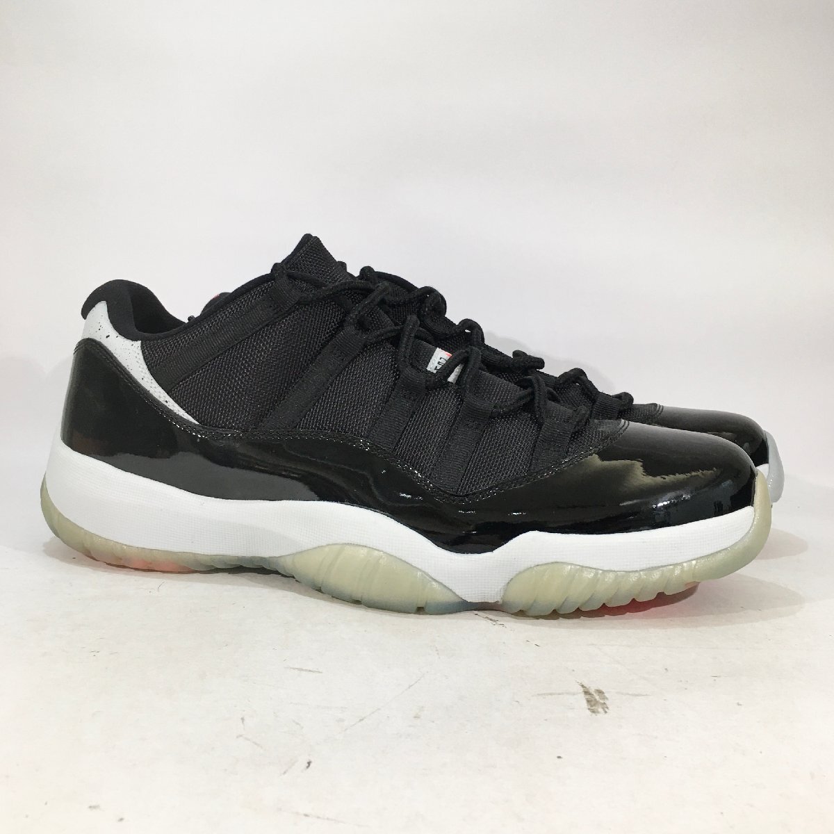30cm AIR JORDAN 11 RETRO LOW INFRARED 23 528895-023 エアジョーダン11 レトロ ロー インフラレッド23H100157 2000000390673 TYO拍卖