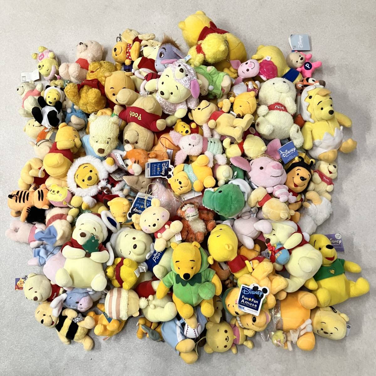● Disney くまのプーさん グッズ 100点以上 大量 まとめ ぬいぐるみ キーホルダー ティガー ピグレット レトロ ディズニー 現状品拍卖