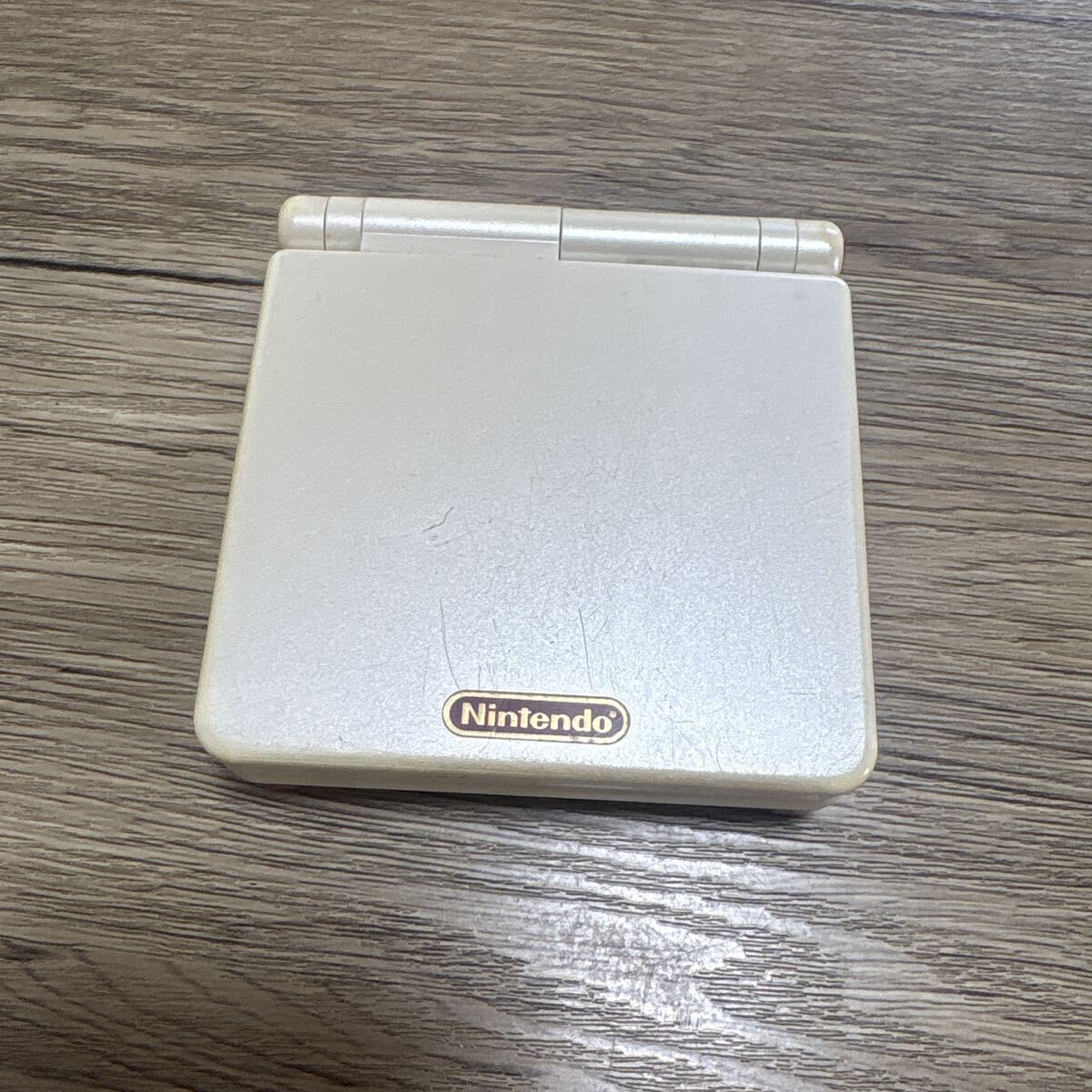 任天堂 ゲームボーイアドバンスSP プラチナシルバー 本体 AGS-001拍卖