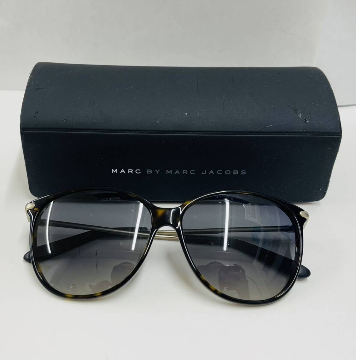 A540-H43-210 ◎ MARC BY MARC JACOBS マークジェイコブス MMJ416/S サングラス ファッション小物 ケース付き IM拍卖