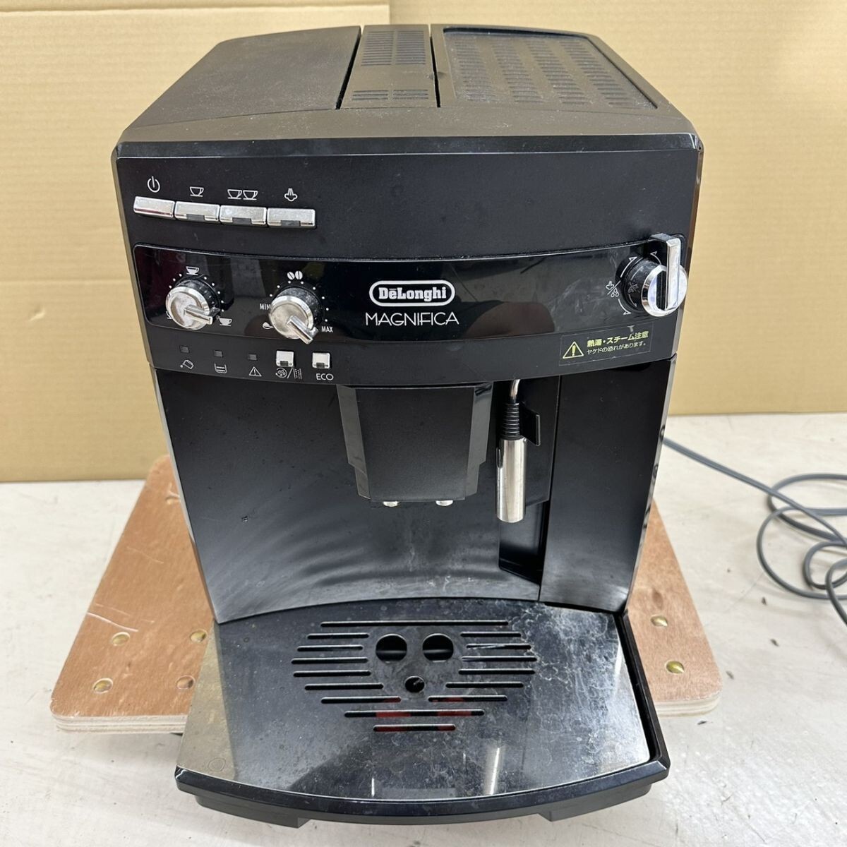 B083-I72-3253 デロンギ マグニフィカ ESAM03110B 全自動コーヒーマシン 1.8L エスプレッソ式 通電確認済み IJ拍卖