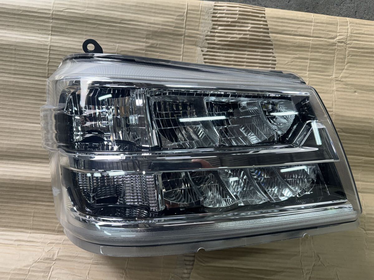 ダイハツ ハイゼットトラック S500P S510P 後期 純正 LED ヘッドライト 左拍卖
