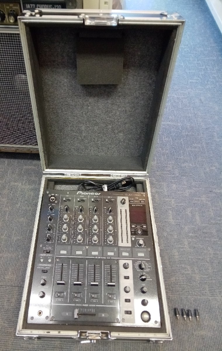 Pioneer パイオニア DJM-700-K DJミキサー Road Ready ハードケース付き 難あり中古品 ser no.LFMP001291JP拍卖