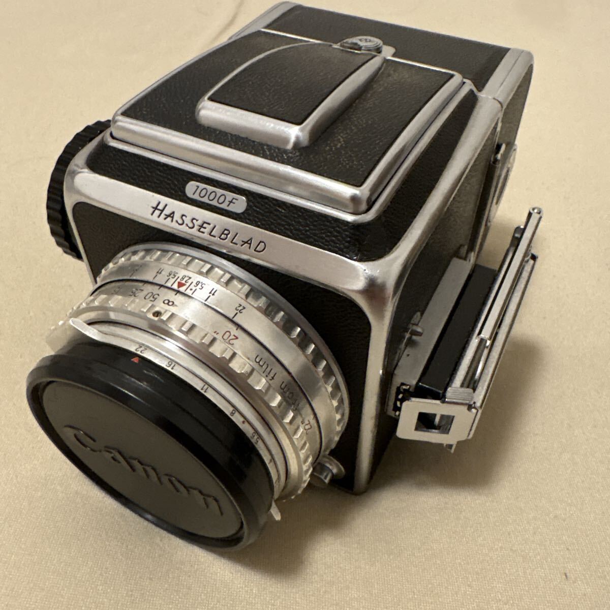 ハッセルブラッド HASSELBLAD 1000F レンズCarl Zeiss Tessar 1:2.8 f=80mm拍卖