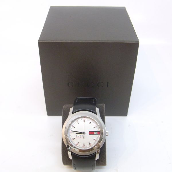 1円 稼動品 腕時計 GUCCI AUTOMATIC 自動巻き 5500 SWISS MADE シルバー文字盤 デイト表示 箱付き SK635拍卖