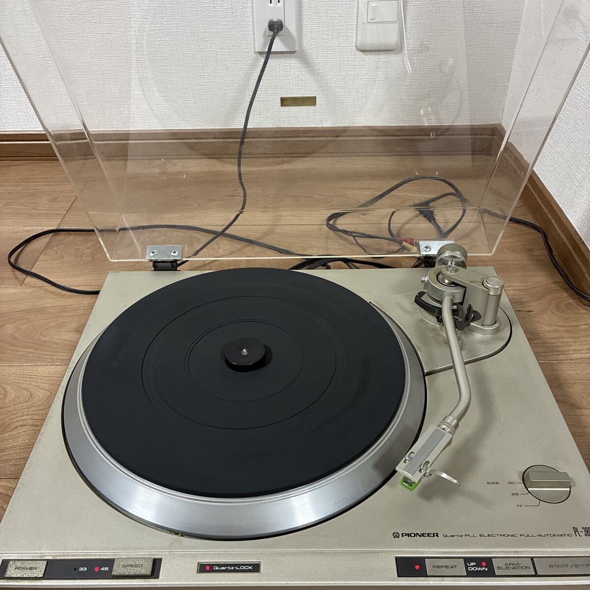 美品 レコードプレーヤー Pioneer LP-380 詳細不明の為ジャンク品扱い ターンテーブル パイオニア拍卖