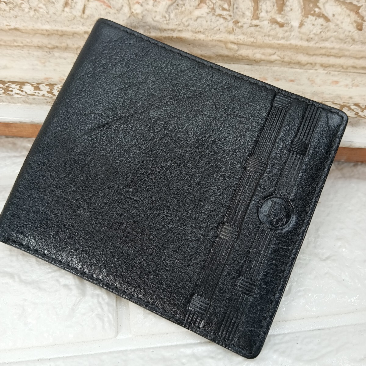 D432 Christian Dior ディオール 二つ折り財布 ブラック 黒 レザー 革 コンパクト CDロゴ 刻印 ビンテージ 本革 財布 札入れ ブラック拍卖