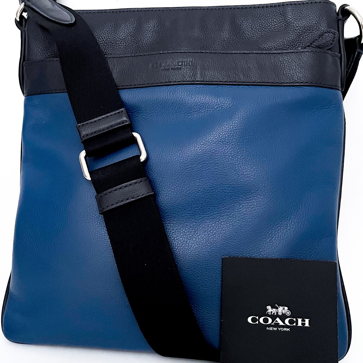 707■超美品■COACH コーチ 型押しロゴ バイカラー ショルダーバッグ レザー ビジネス メンズ レディース ブルー 拍卖