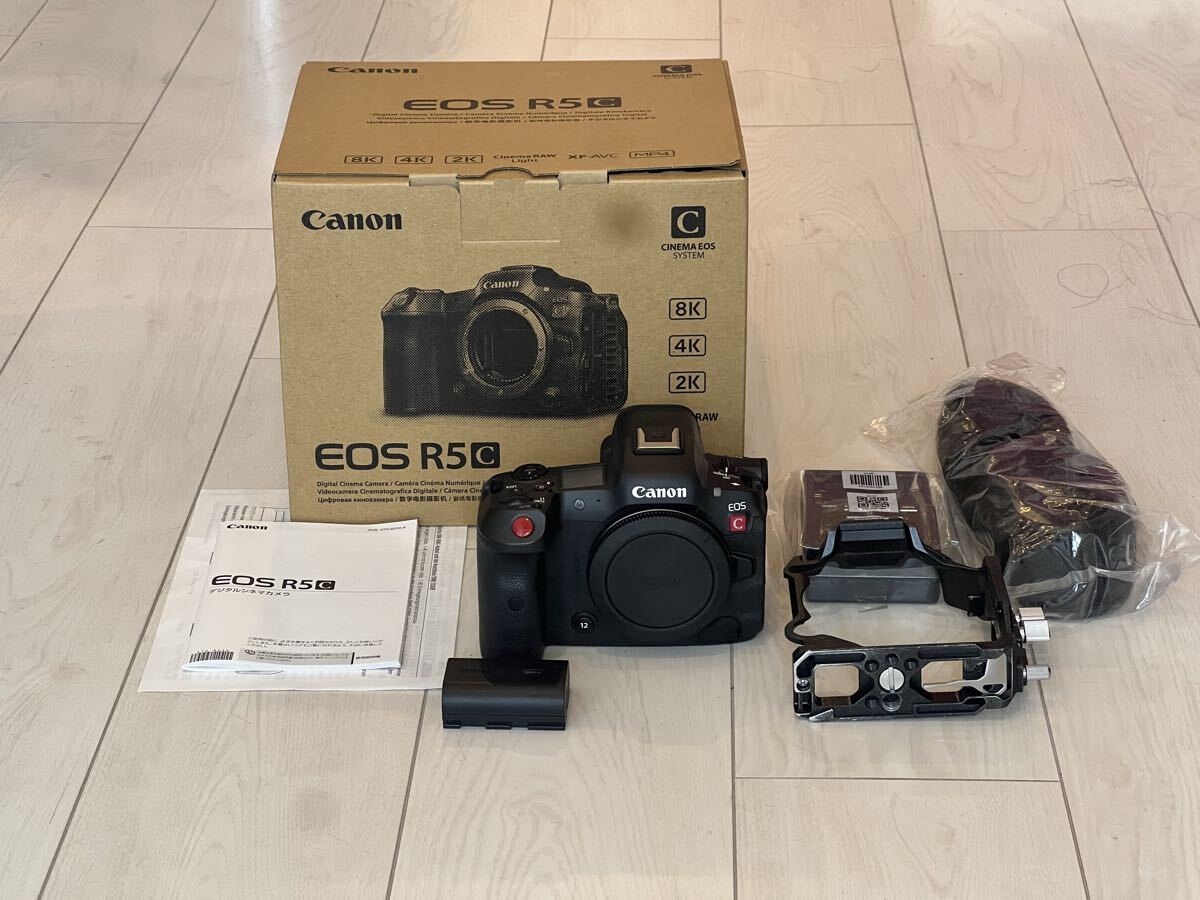 Canon EOS R5 C ボディ デジタルシネマカメラ 元箱・オマケ付き拍卖
