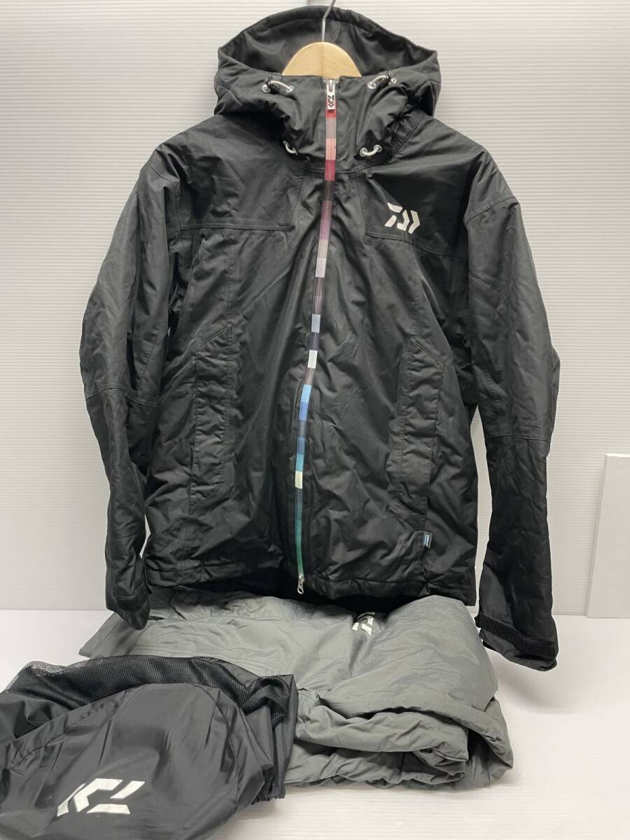 M614-260803-125【中古】DAIWA ダイワ DW-3302 ハイブリッド ウィンター スーツ 上下セット Mサイズ拍卖