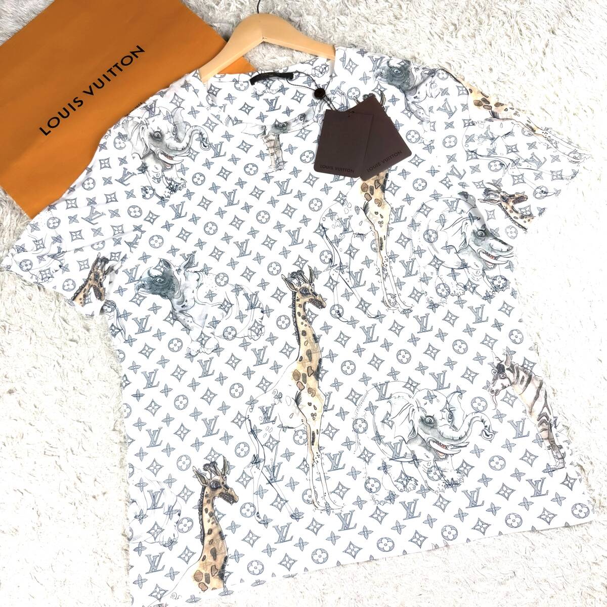 幻級モノグラムXXL!LOUIS VUITTON半袖Tシャツ4L~3Lチャップマンブラザーズ白ホワイト グレー灰イタリア製カットソー トップス ルイヴィトン拍卖
