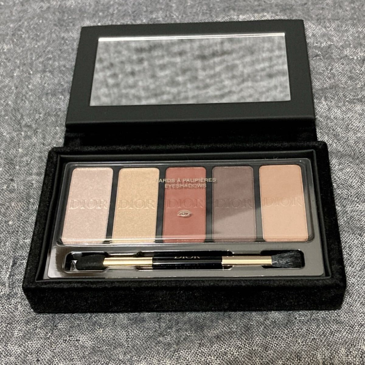 G6H036◆新古品◆ クリスチャンディオール Christian Dior エクラン クチュール アイパレット 742 522 779 797 579 アイシャドウ拍卖