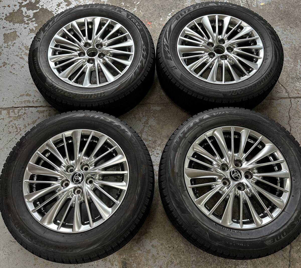 4個口発送 トヨタ 30系アルファード/ヴェルファイア純正 ハイグロス 17×6.5J 225/60R17 4本 中古品 ※タイヤおまけ ホイール綺麗拍卖