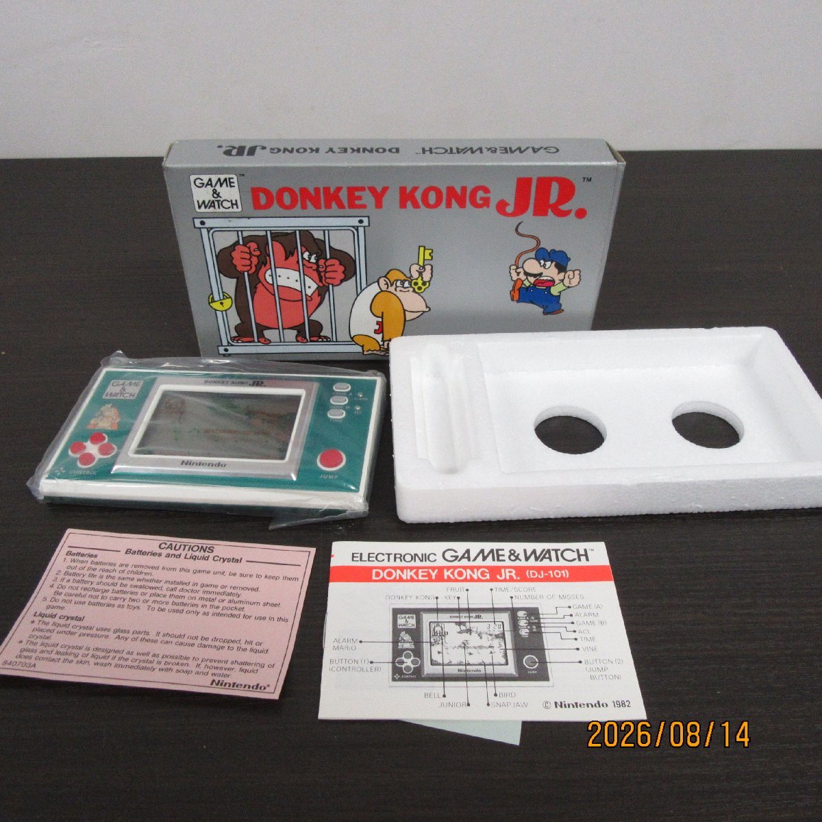 【80】1円~任天堂 GAME&WATCH ゲームウォッチ DONKEY KONG ドンキーコング ジュニア 取説 箱付き 美品 動作未確認 ジャンク扱い拍卖