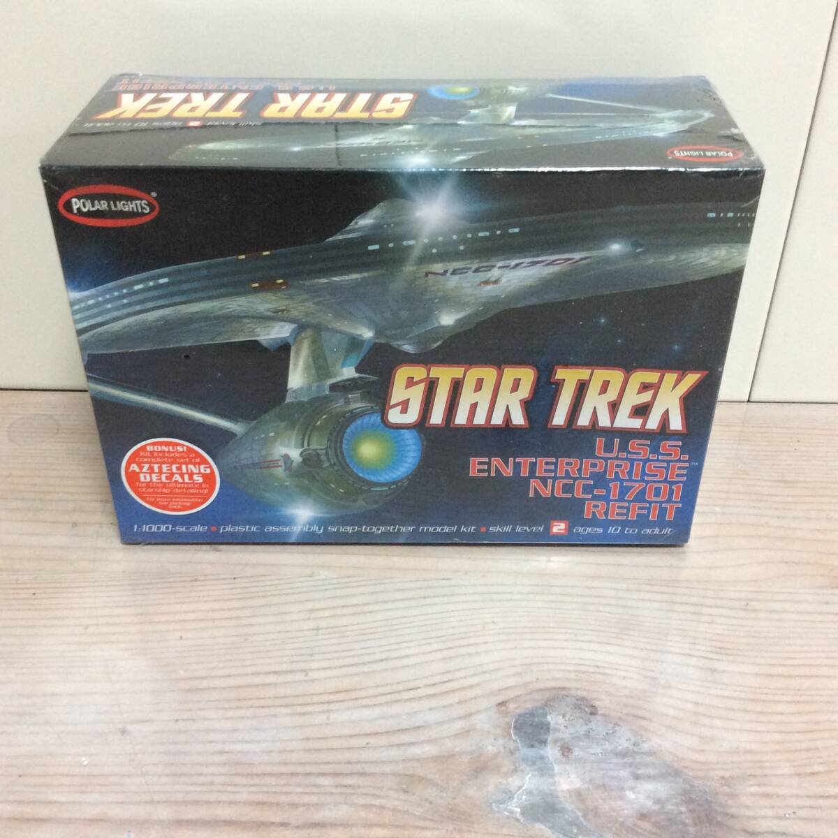 ポーラライツ スタートレック U.S.S. エンタープライズ NCC-1701 REFIT プラモデル 1/1000スケール 未開封拍卖