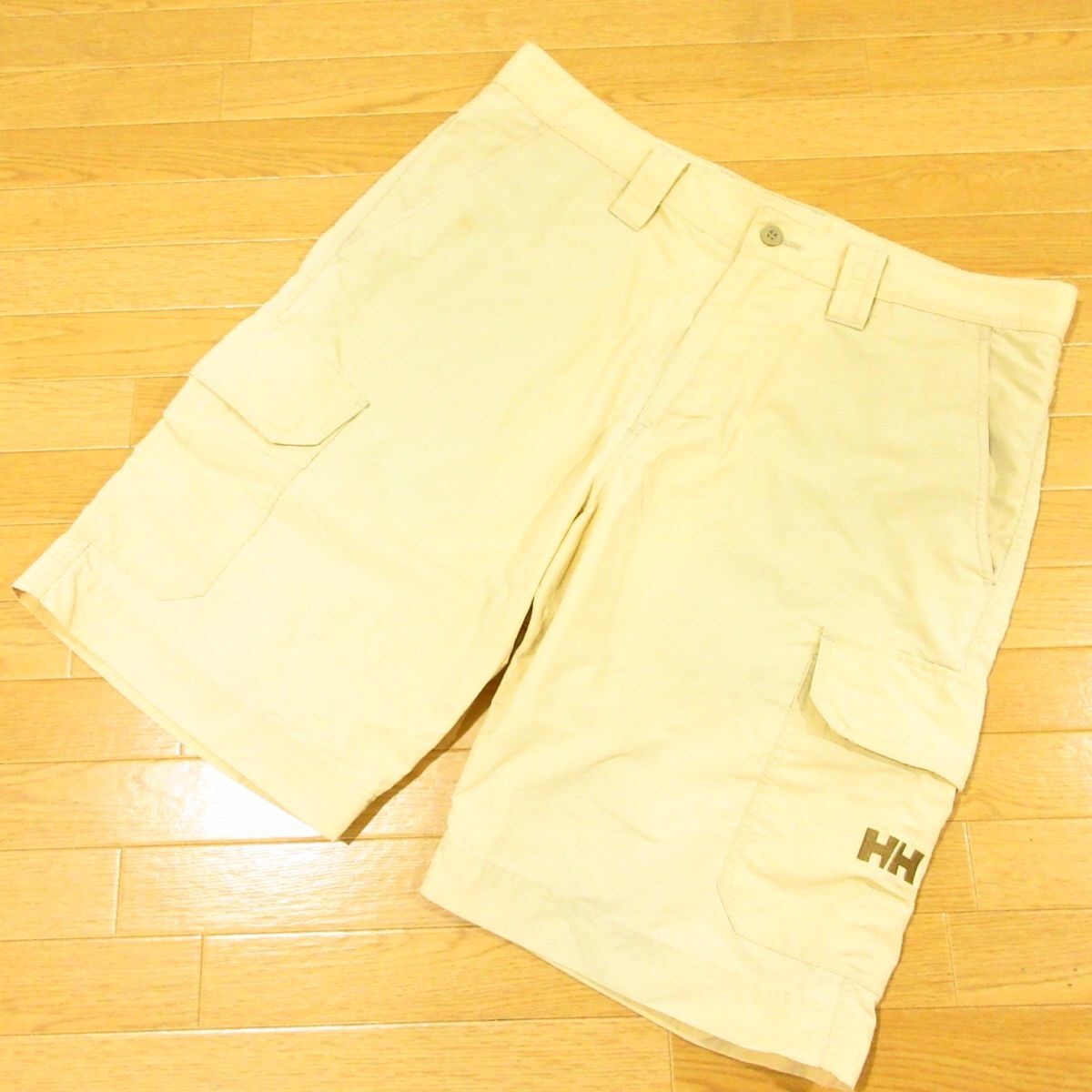 ◎使用少々!HELLY HANSEN ヘリーハンセン Lサイズ ナイロンカーゴハーフパンツ マリン ショートパンツ 水陸両用 メンズ ベージュ◆PA7295拍卖