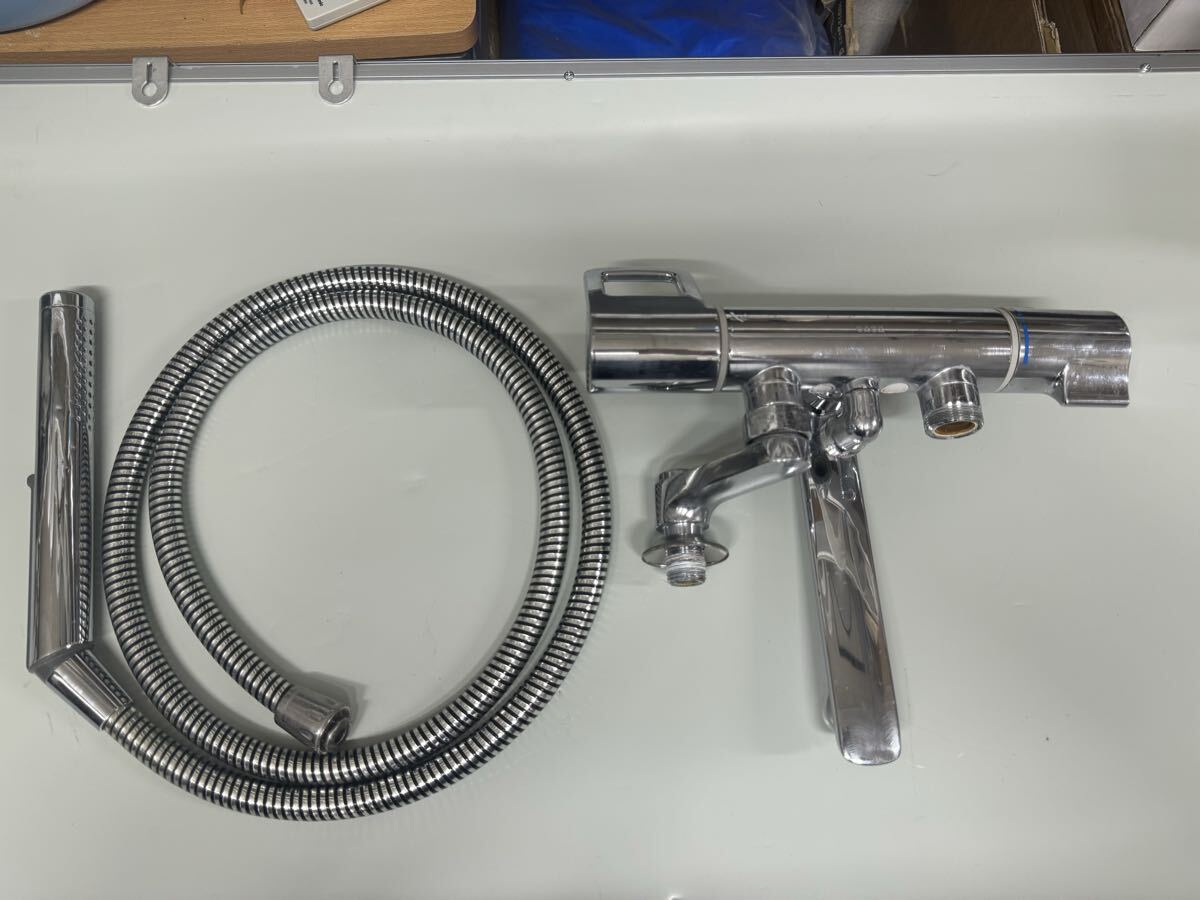 TOTO 壁付サーモスタット混合水栓 シャワーヘッド ホース付き 浴室用拍卖